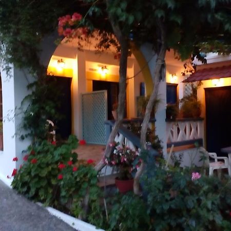 Alexandra Sofia Apartment Stafylos Exterior photo