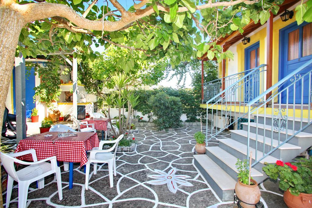 Alexandra Sofia Apartment Stafylos Exterior photo